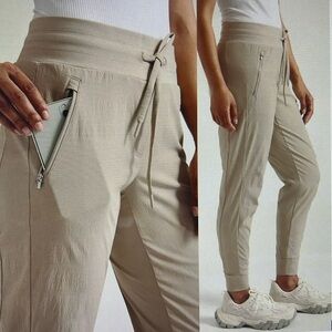 Athleta Trekkie North Jogger